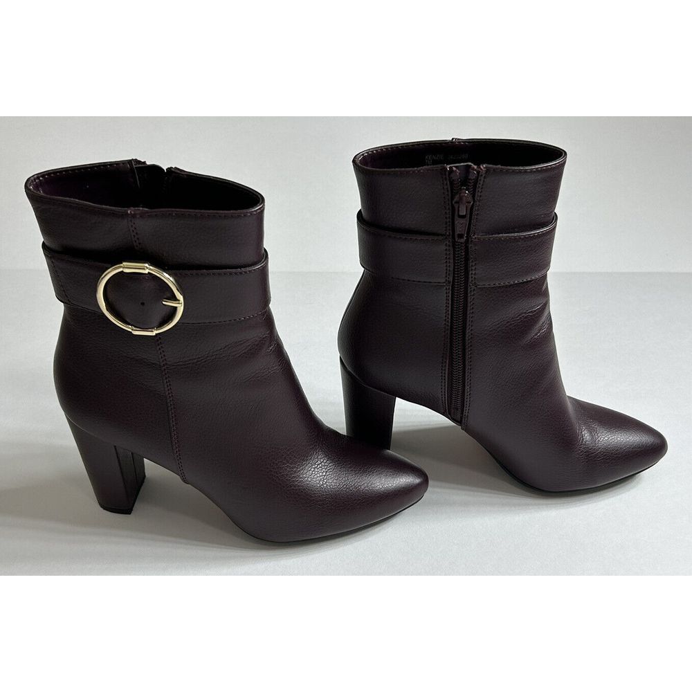 Jones New York Signature Kenzie Ankle Boots Womens 7 M Plum Purple + Gold Buckle